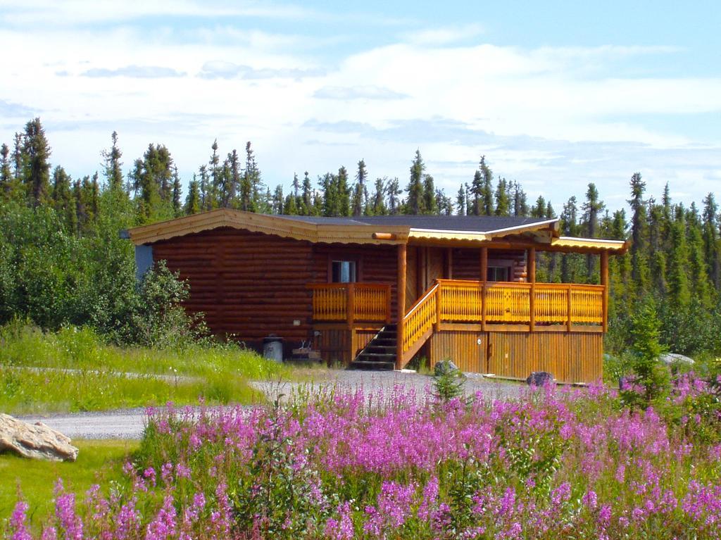 Arctic Chalet Resort Inuvik Buitenkant foto
