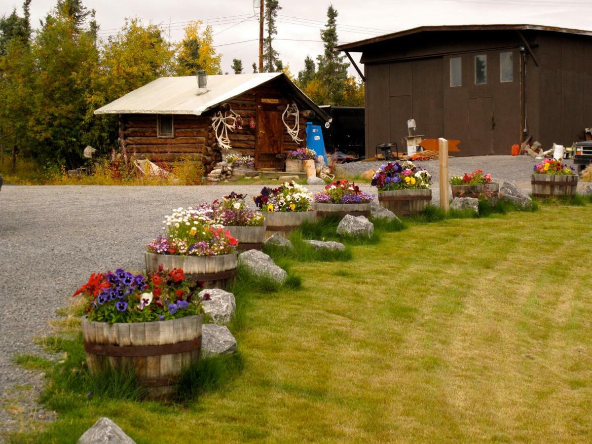 Arctic Chalet Resort Inuvik Buitenkant foto